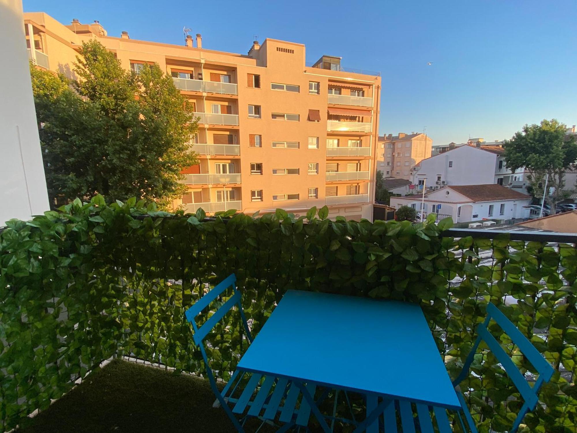 Centre Ville Sainte Maxime 100M Plage Et Commerce A Pied מראה חיצוני תמונה
